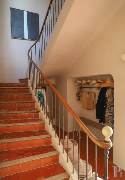 A traditional yet bold village house in the Alpes-de-Haute-Provence, to the south of Forcalquier - photo  n°24